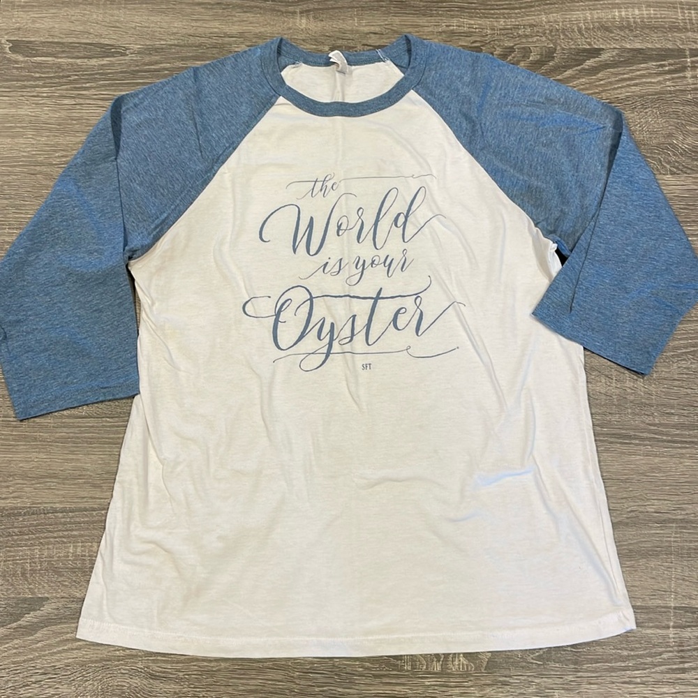Bella-Canvas 3/4 Sleeve T-shirt size L
